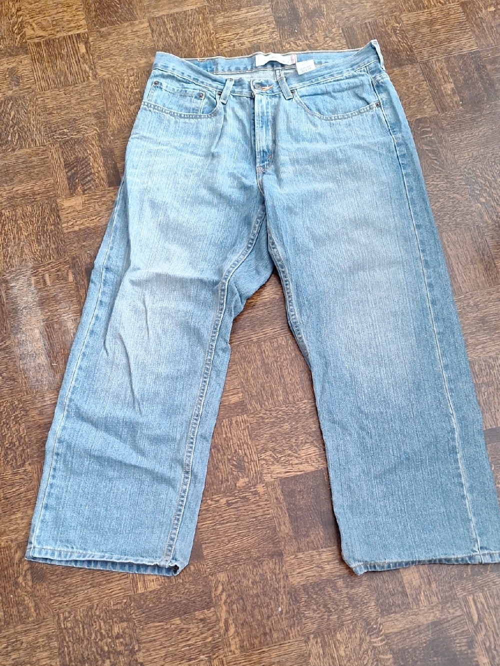 Vintage Levis Loose Straight Jeans